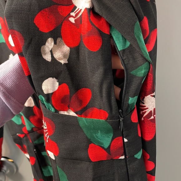 Urban Outfitters Michelle Plunging Long Sleeve Mini Dress NWT - Picture 7 of 7